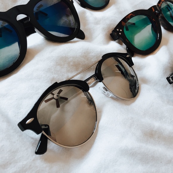 SOLD 5 Reflective Sunglasses - Picture 3 of 6